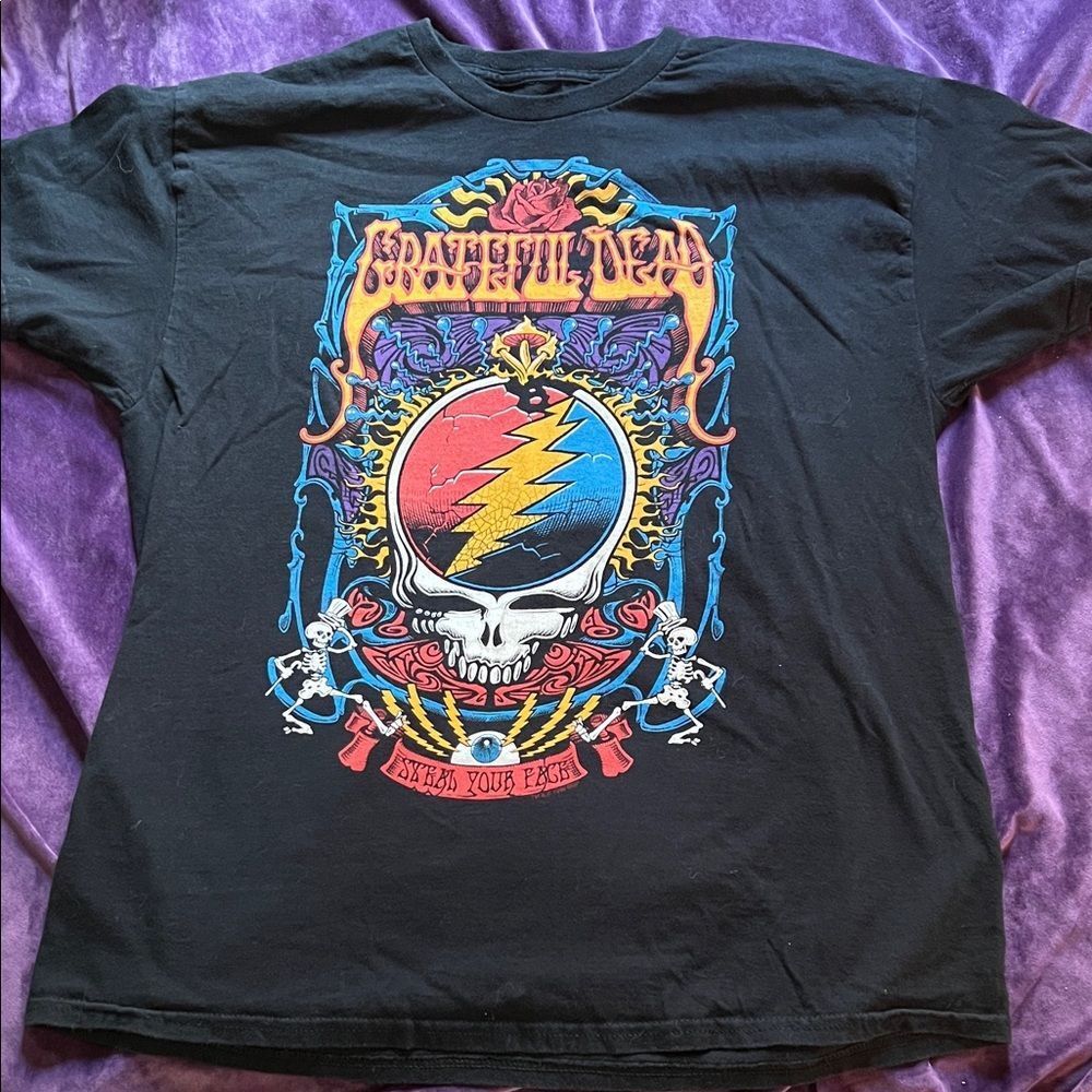 Liquid Blue Grateful Dead with Vibrant Skull and Lightning Design (Men's XL)